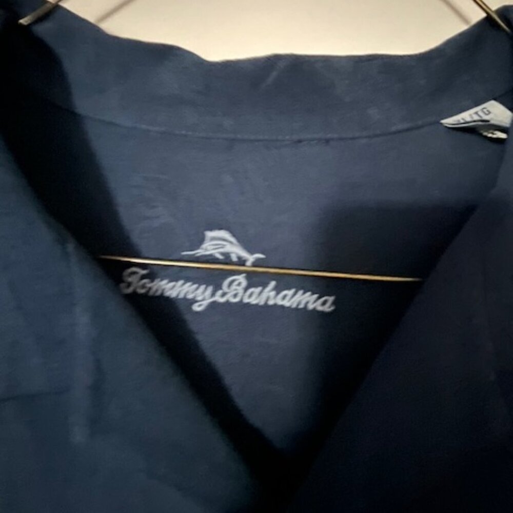 Mens Tommy Bahama 100% Silk Casual Button Down Shirt size XL